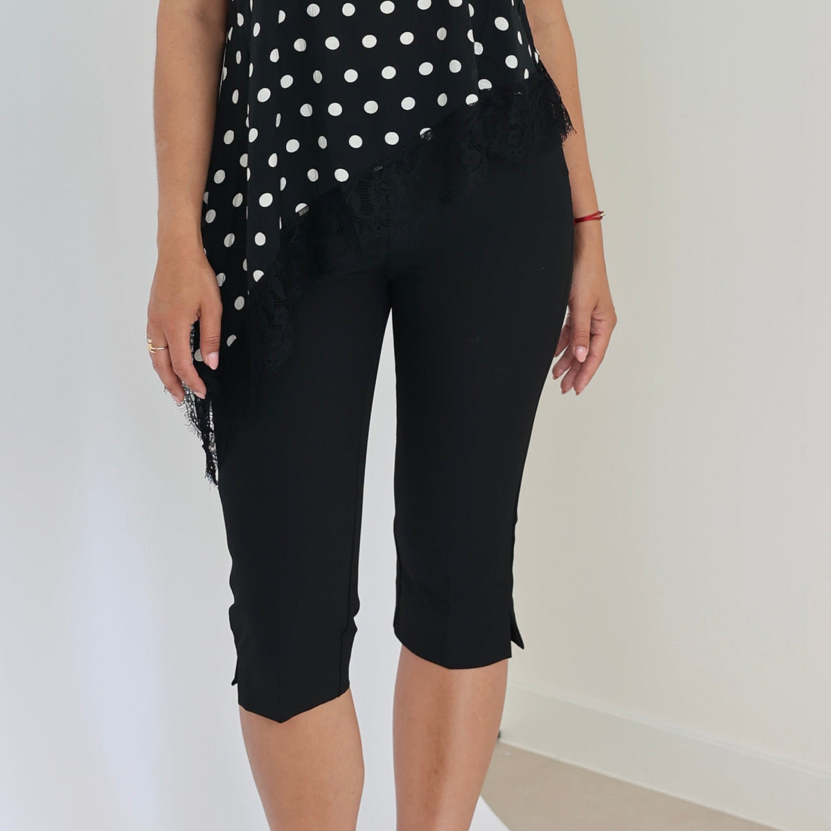 Dame Capri Bukser | Spandex-Nylon Blanding & Høj Talje | Knælange Stretchbukser Med Sideslidser Til Casual- & Aftenbrug | Vanero