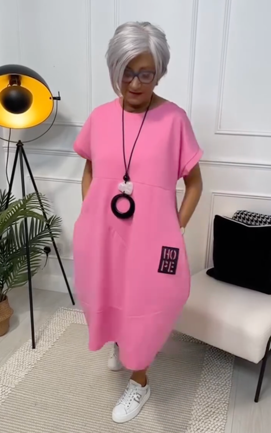 Damekjole Polyester | Regular Fit Ærmeløs Maxi Kjole | Blomsterprint Design til Sommerbrug & Hverdagsaktiviteter | Vanero