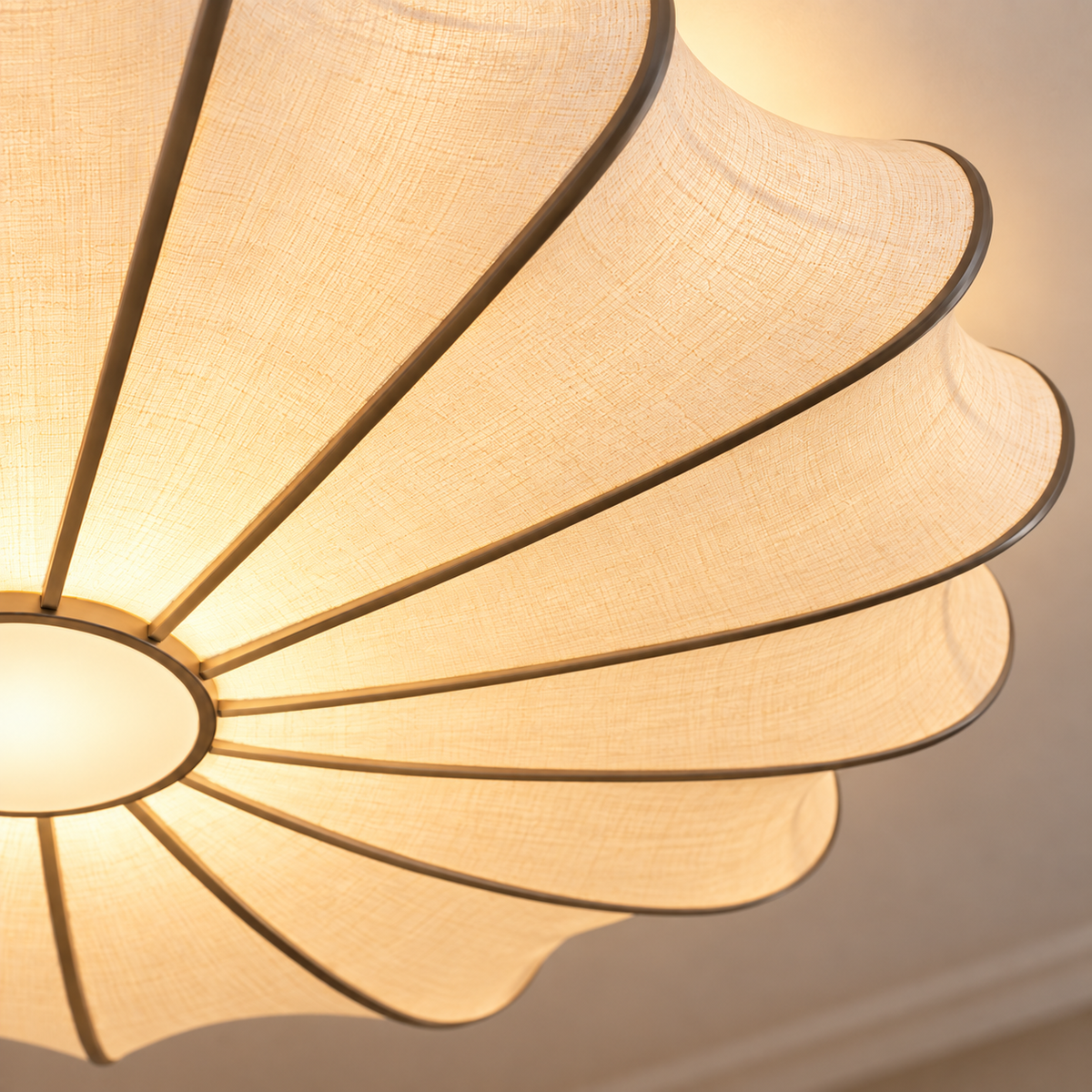 Flush Loftlampe Med Skulpteret Stofskærm | Tekstil & Metalkonstruktion Med E26 E27 Fatning | Indendørs Rumbelysning | Vanero