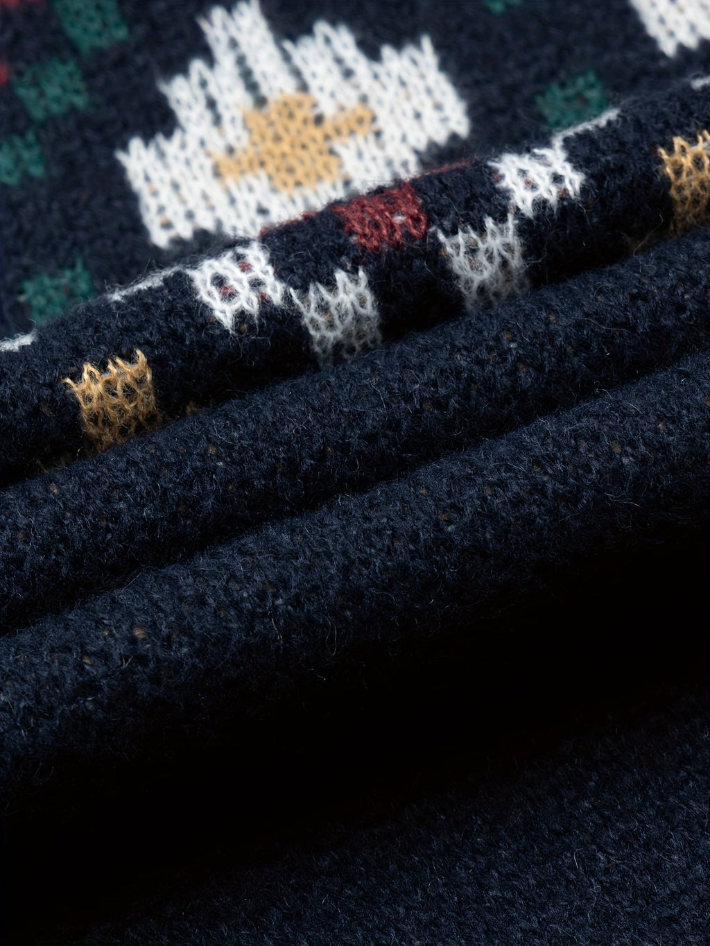 Strikpullover Til Herre | Nordisk Inspireret Jacquard Med Rombe- & Zigzagmønster | Løs Pasform, Rund Hals & Ribbede Manchetter | Vanero