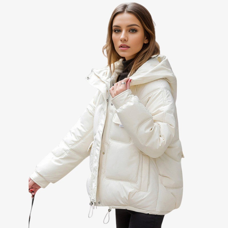 Pufferjakke Til Dame | Polyester Med Oversized Pasform & Store Forlommer | Hætte & Justerbar Snøre I Bundkanten Til Lagdeling | Vanero